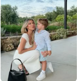 <strong>María González V. </strong>